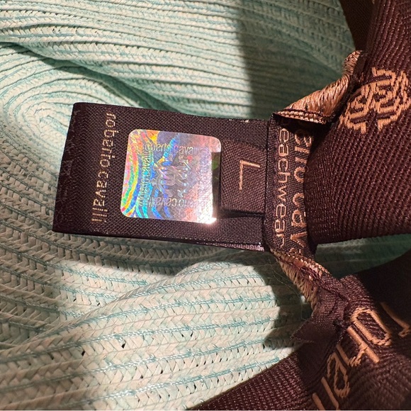 Roberto Cavalli Mint Green Wide Brim Hat
Never worn . New excellent condition - Picture 4 of 4
